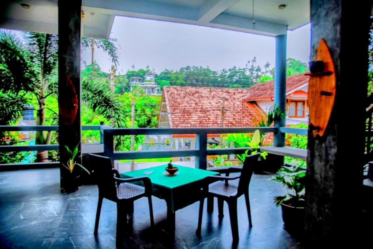 Costels Mirissa Hostel ภายนอก รูปภาพ