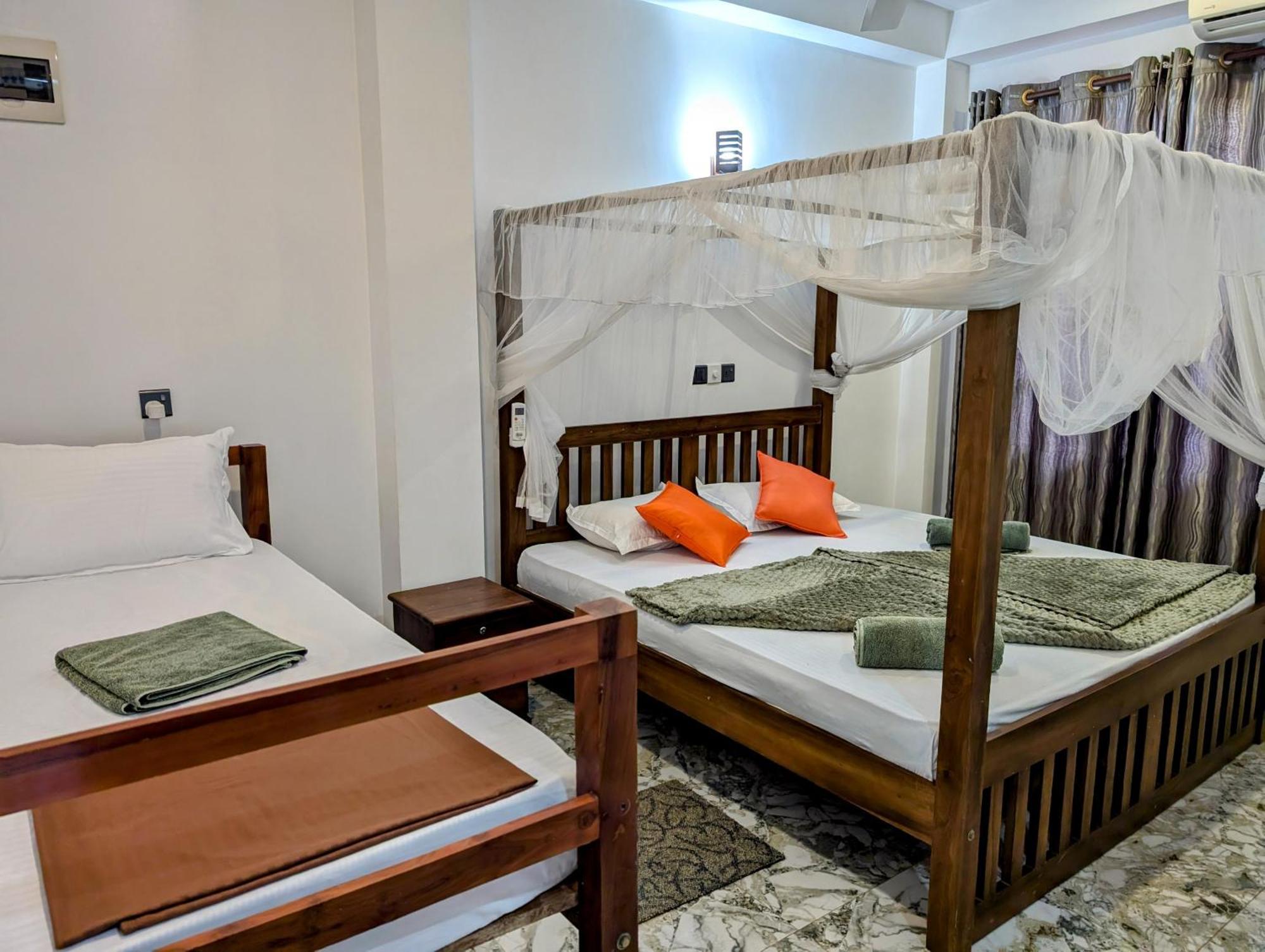 Costels Mirissa Hostel ภายนอก รูปภาพ
