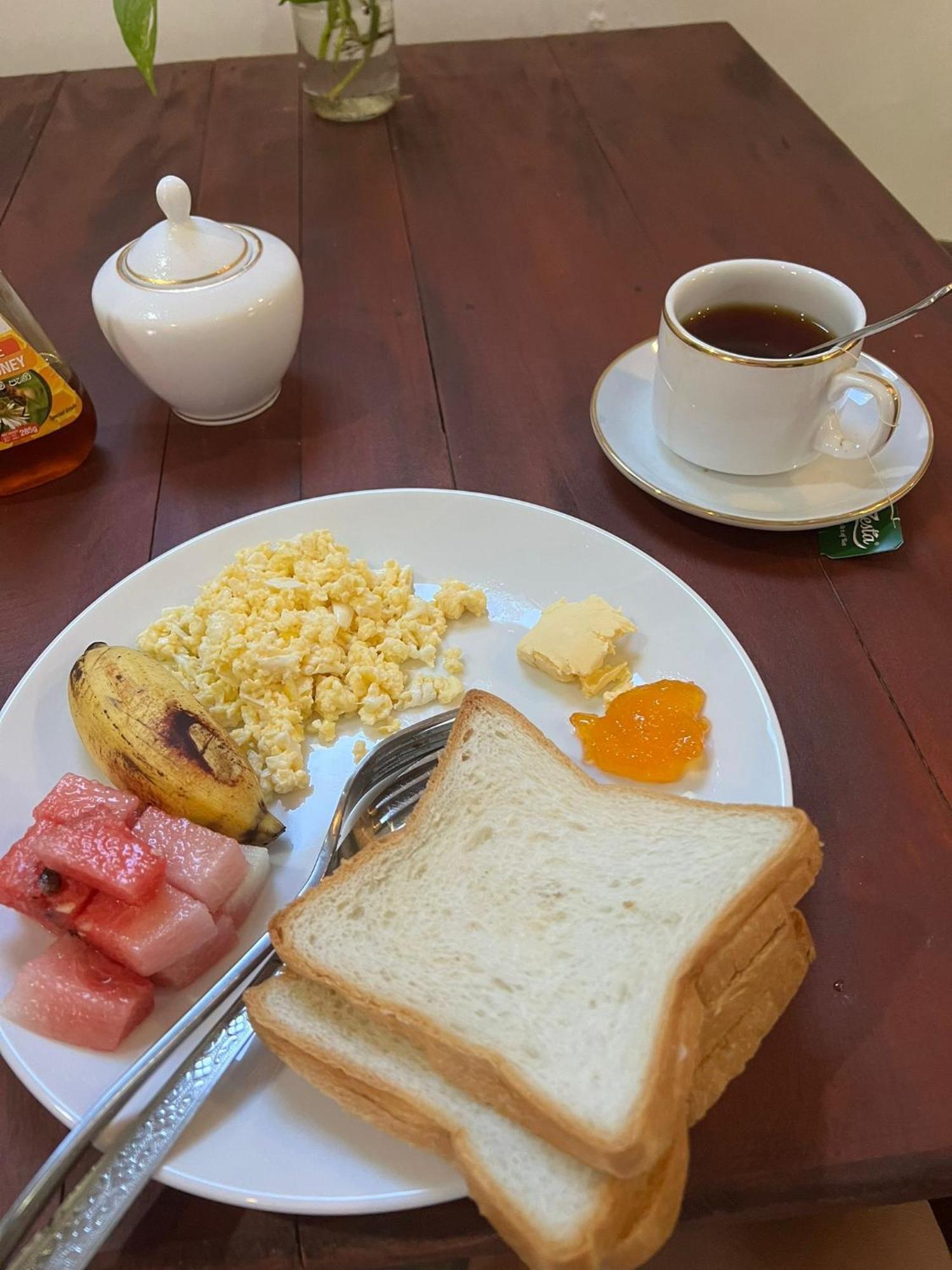 Costels Mirissa Hostel ภายนอก รูปภาพ